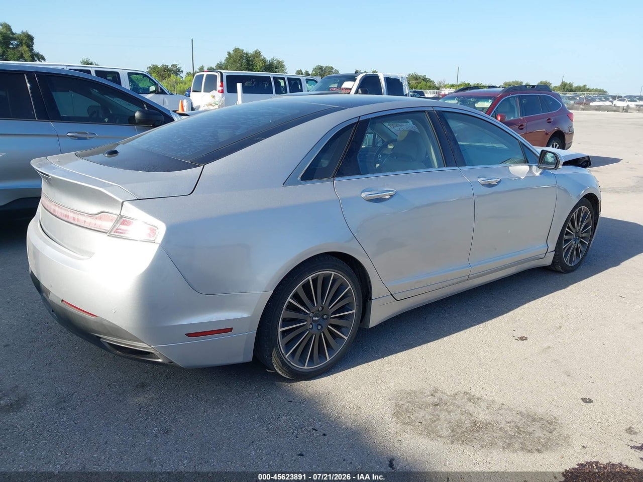 2016 LINCOLN MKZ HYBRID · 4/11