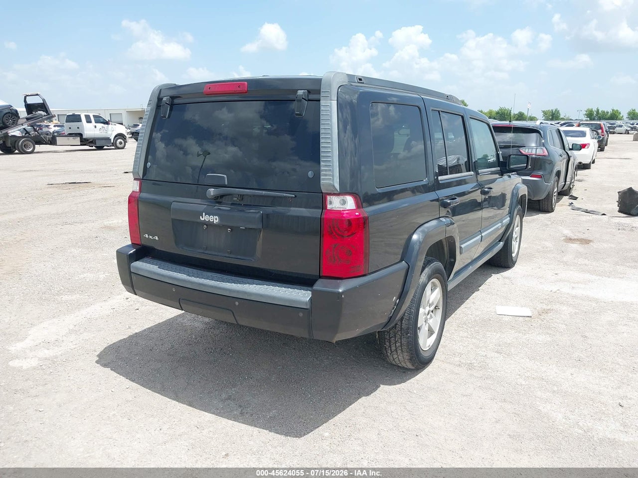 2008 JEEP COMMANDER SPORT · 4/11