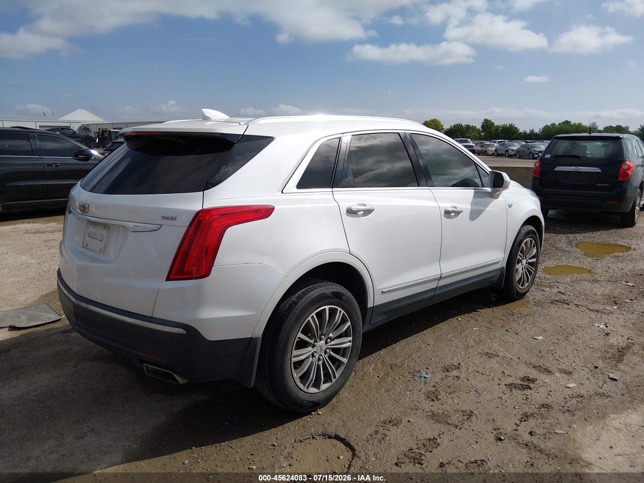 2017 CADILLAC XT5 LUXURY · 4/11