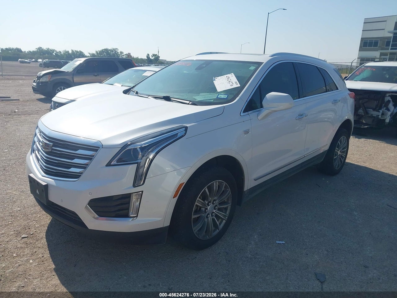 2017 CADILLAC XT5 LUXURY · 2/11