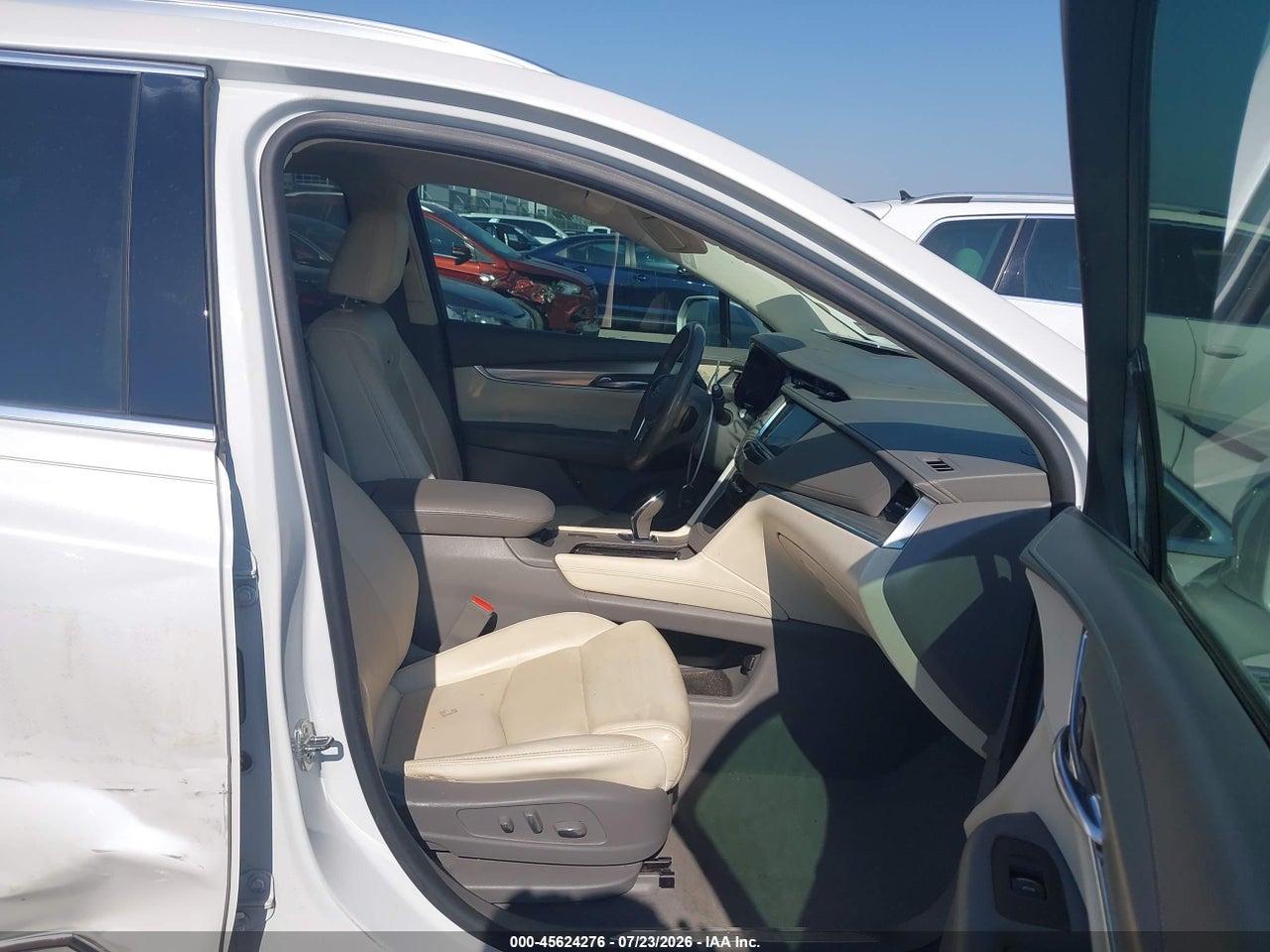 2017 CADILLAC XT5 LUXURY · 5/11