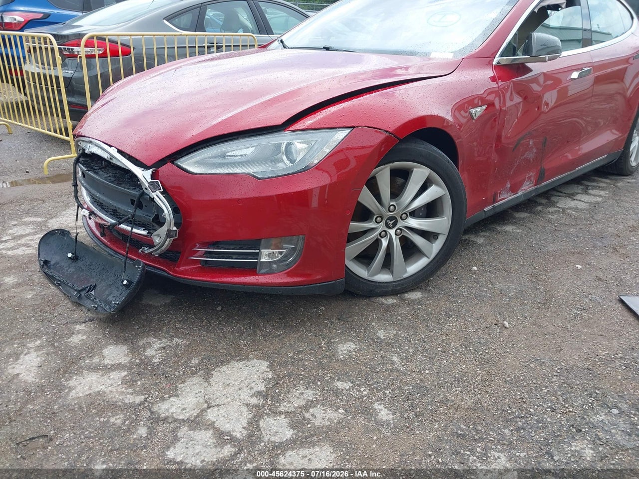 2015 TESLA MODEL S 70D/85D/P85D · 6/11