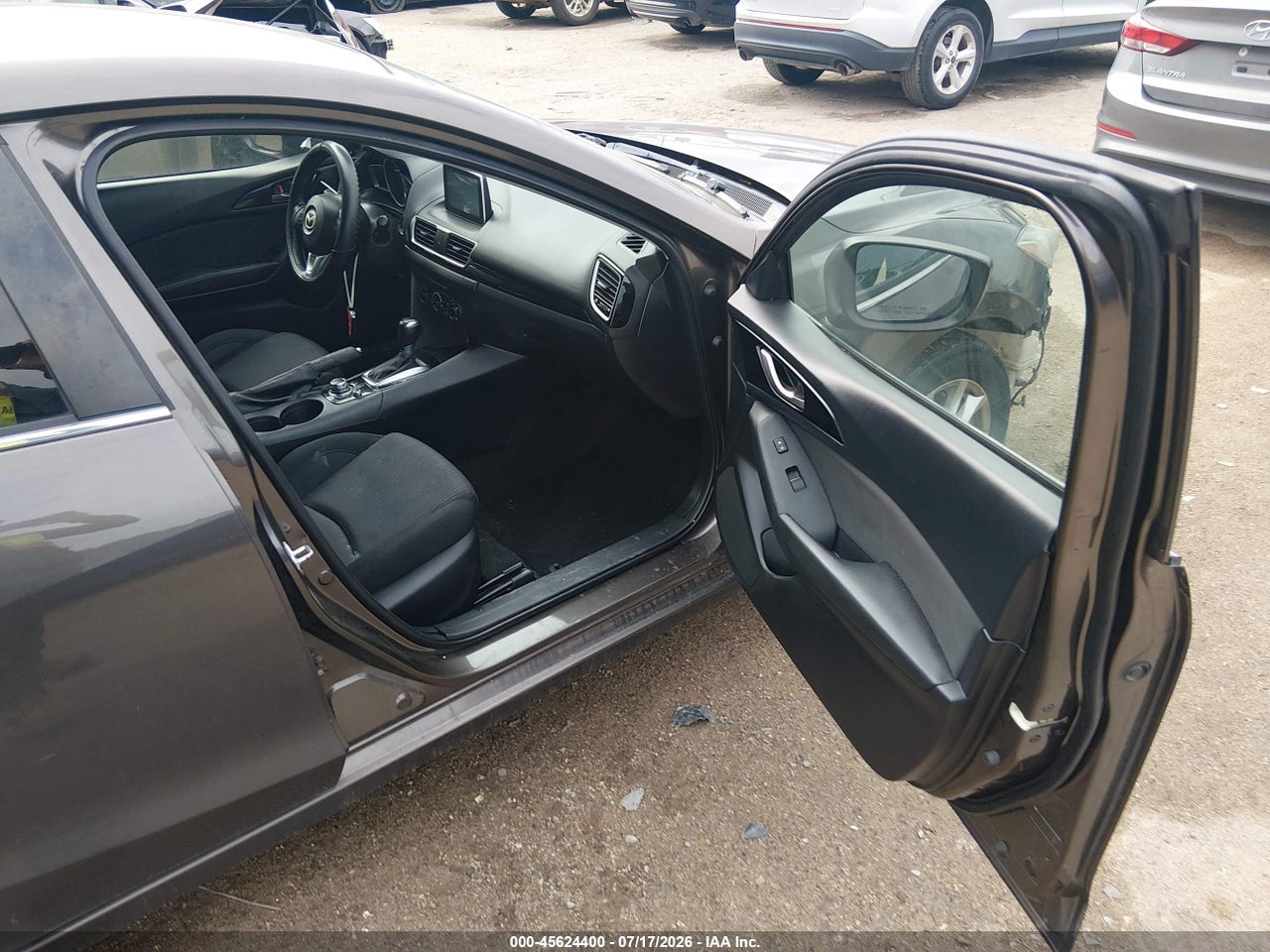 2015 MAZDA MAZDA3 I TOURING · 5/11