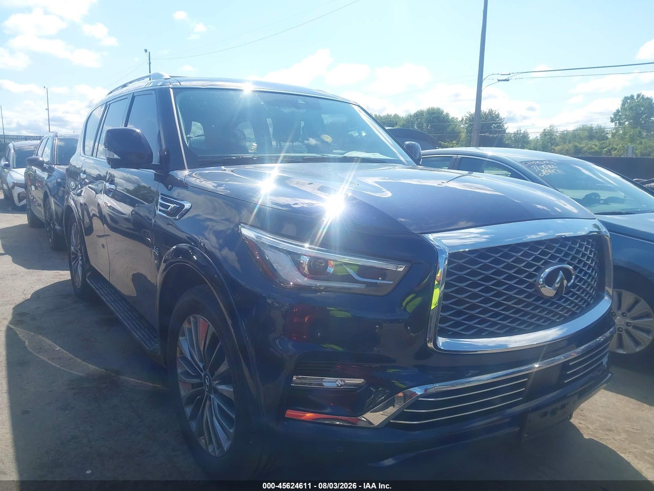 JN8AZ2NE7K9****** · 2019 INFINITI QX80 LUXE