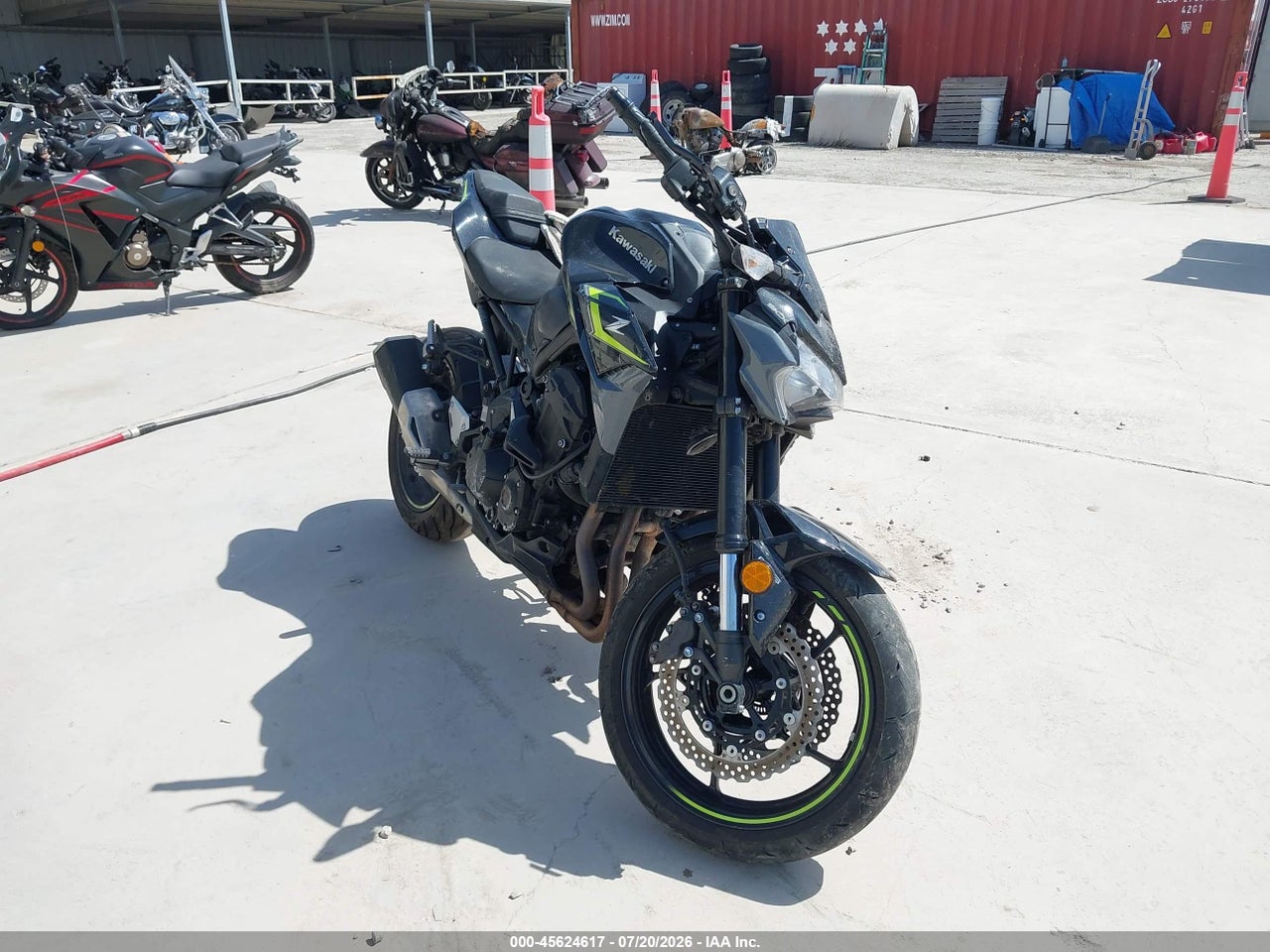 ML5ZRDF12RD****** · 2024 KAWASAKI ZR900 F