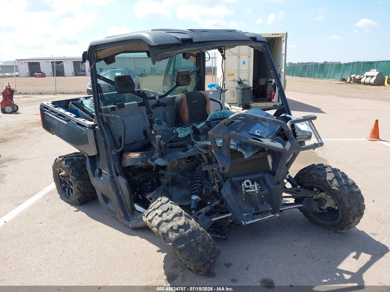 3JBUVAX42NK****** · 2022 CAN-AM DEFENDER LIMITED CAB HD10