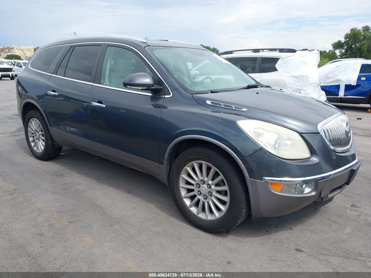 5GAKRBED8BJ****** · 2011 BUICK ENCLAVE 1XL