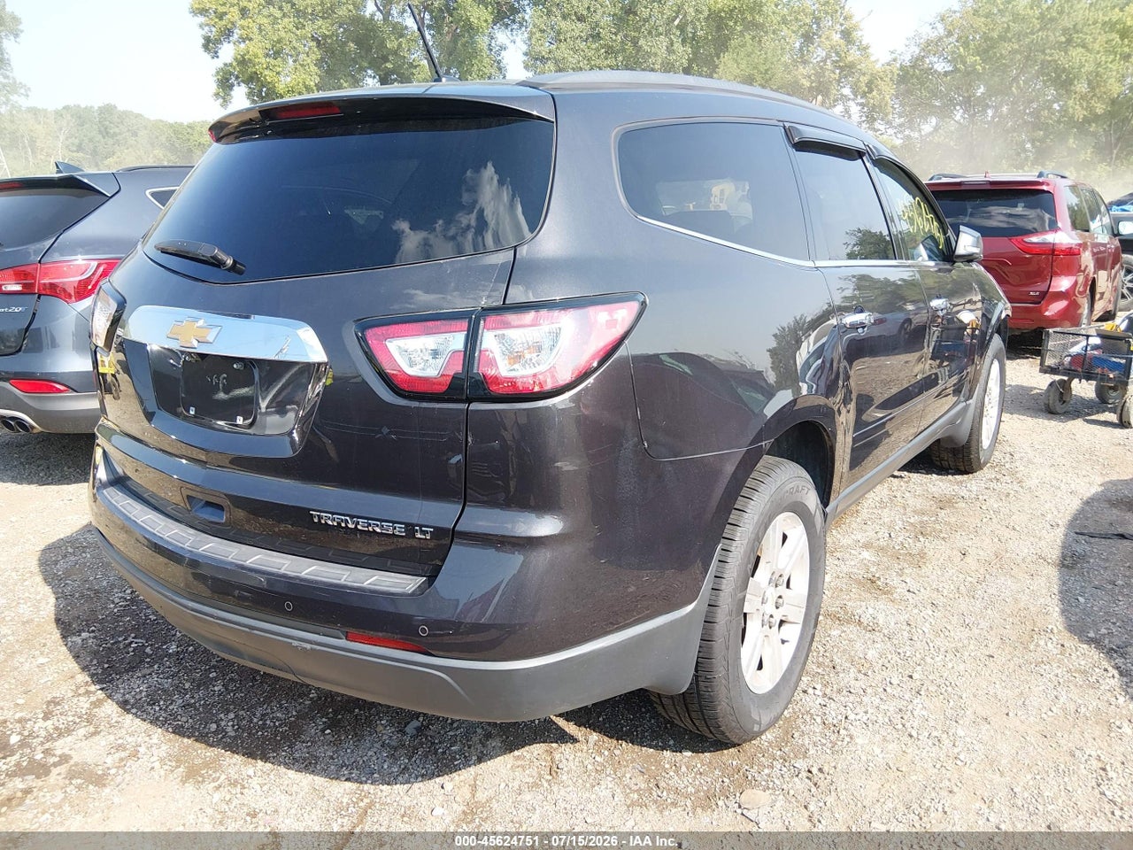 2015 CHEVROLET TRAVERSE LT · 4/11