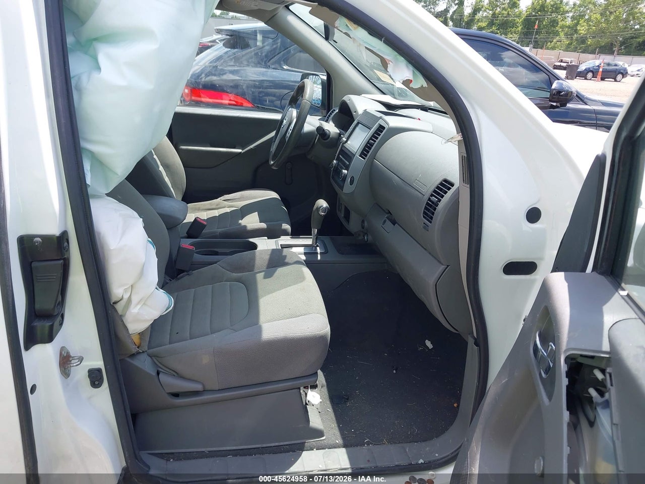 2019 NISSAN FRONTIER S · 5/11