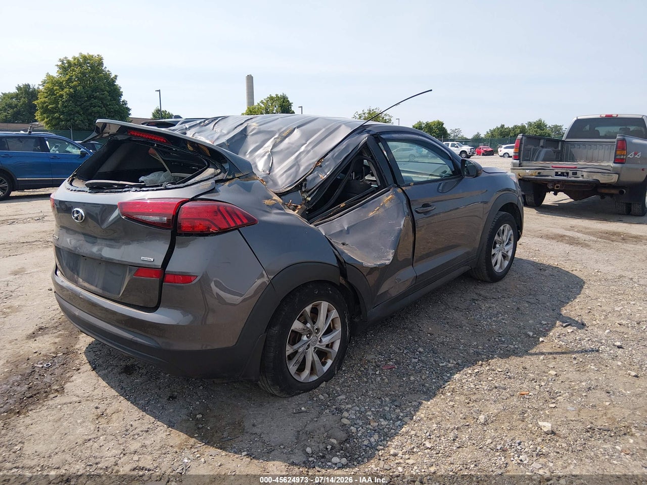 2020 HYUNDAI TUCSON SE · 4/11