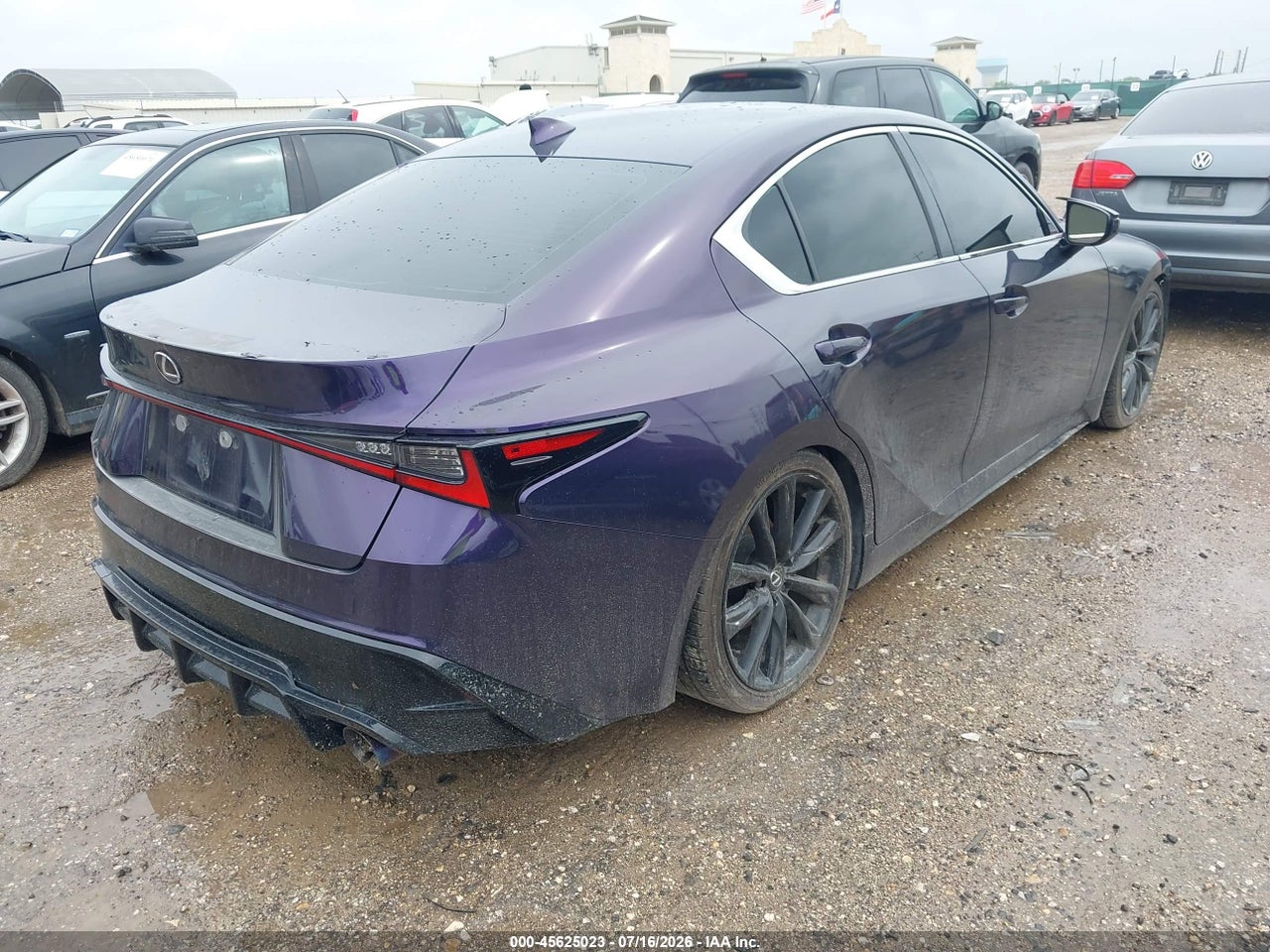 2021 LEXUS IS 350 F SPORT · 4/11