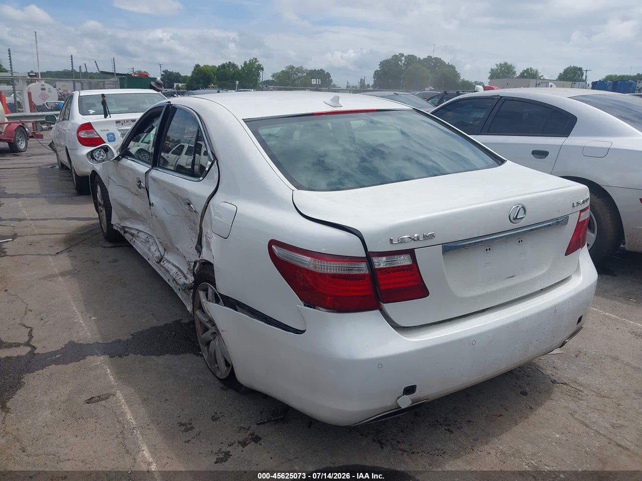 2007 LEXUS LS 460   · 3/11