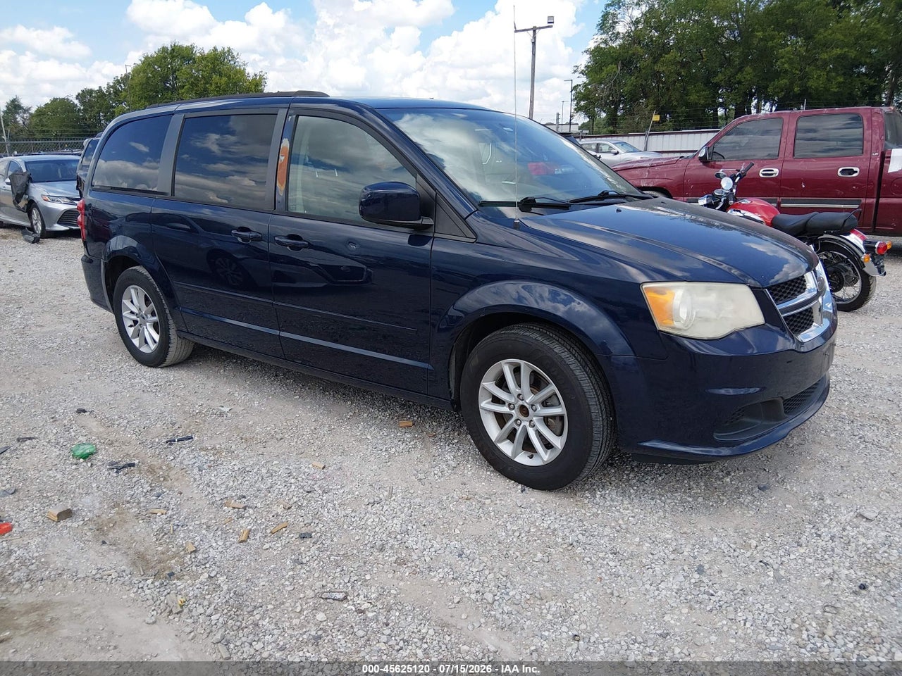 2C4RDGCG4FR****** · 2015 DODGE GRAND CARAVAN SXT