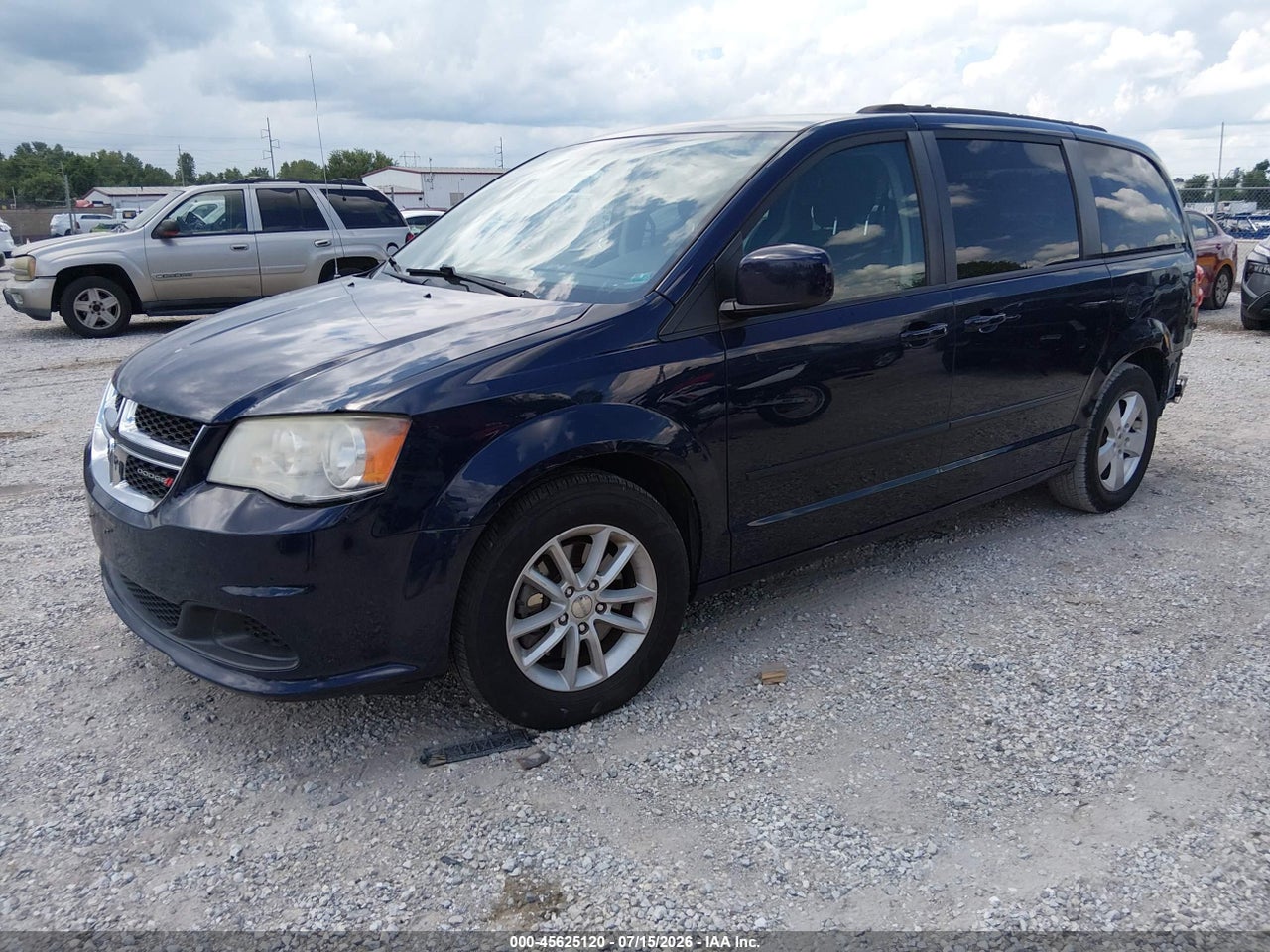 2015 DODGE GRAND CARAVAN SXT · 2/11