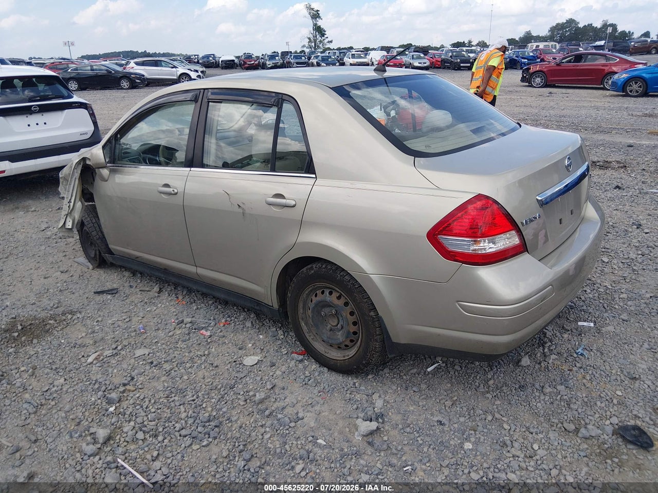 2007 NISSAN VERSA 1.8S · 3/11