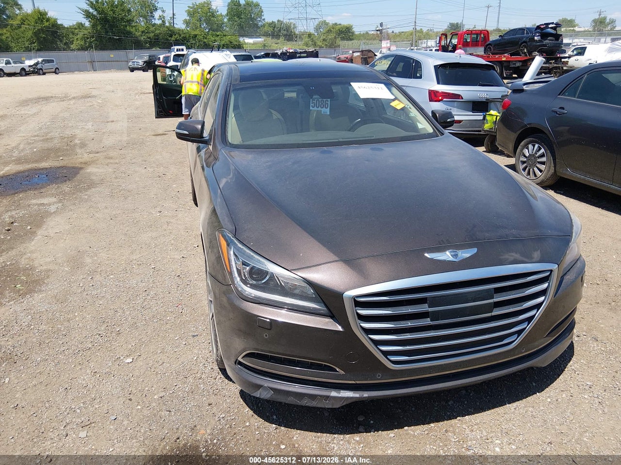 2015 HYUNDAI GENESIS 3.8 · 6/11