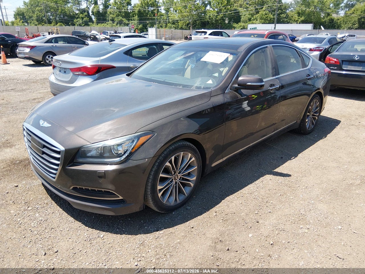 2015 HYUNDAI GENESIS 3.8 · 2/11