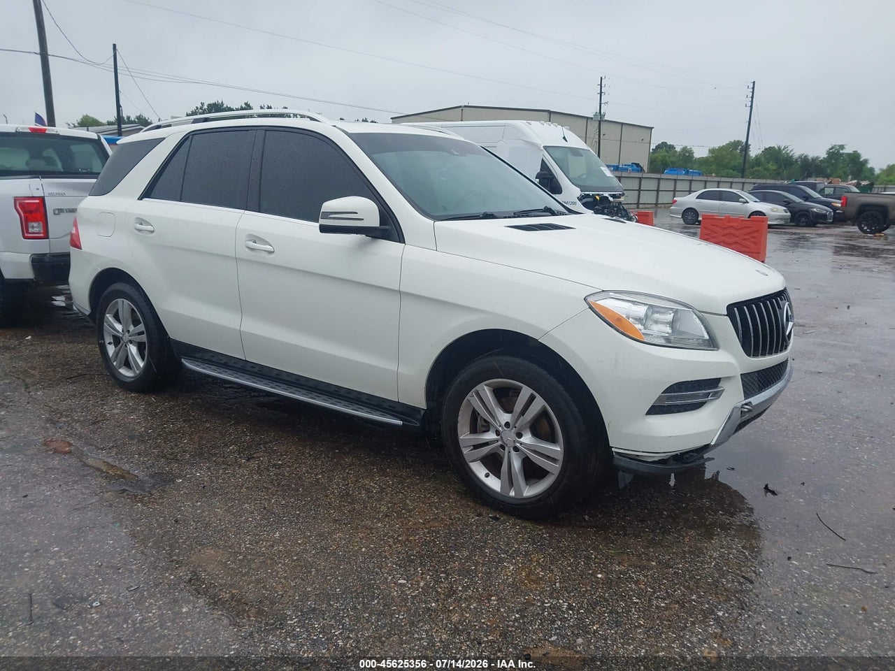 4JGDA2EB7DA****** · 2013 MERCEDES-BENZ ML 350 BLUETEC 4MATIC