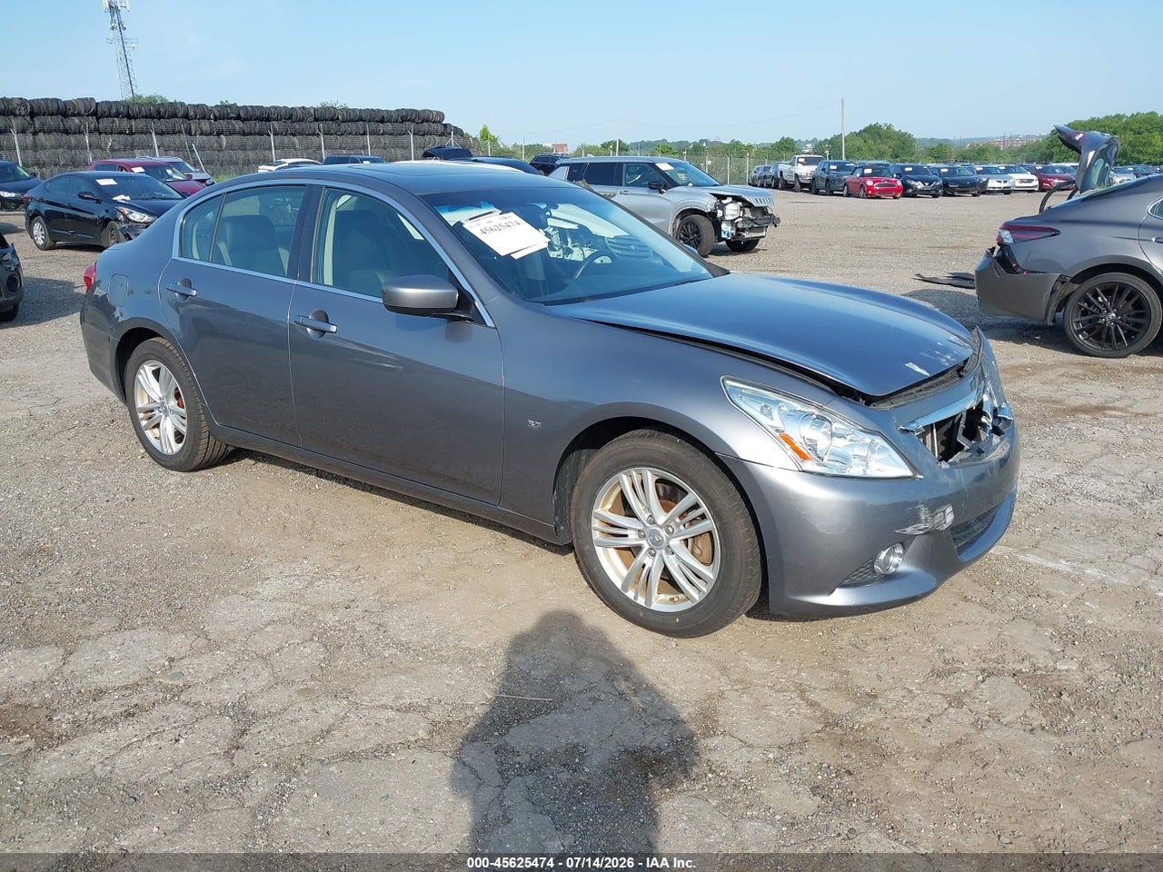 JN1CV6ARXFM****** · 2015 INFINITI Q40