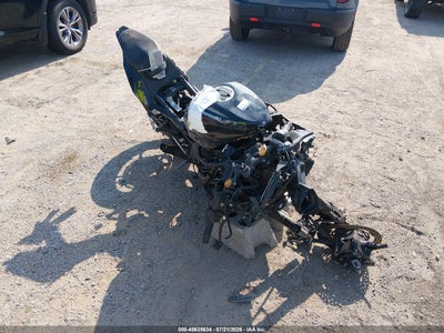 2025 KAWASAKI ZX400 P