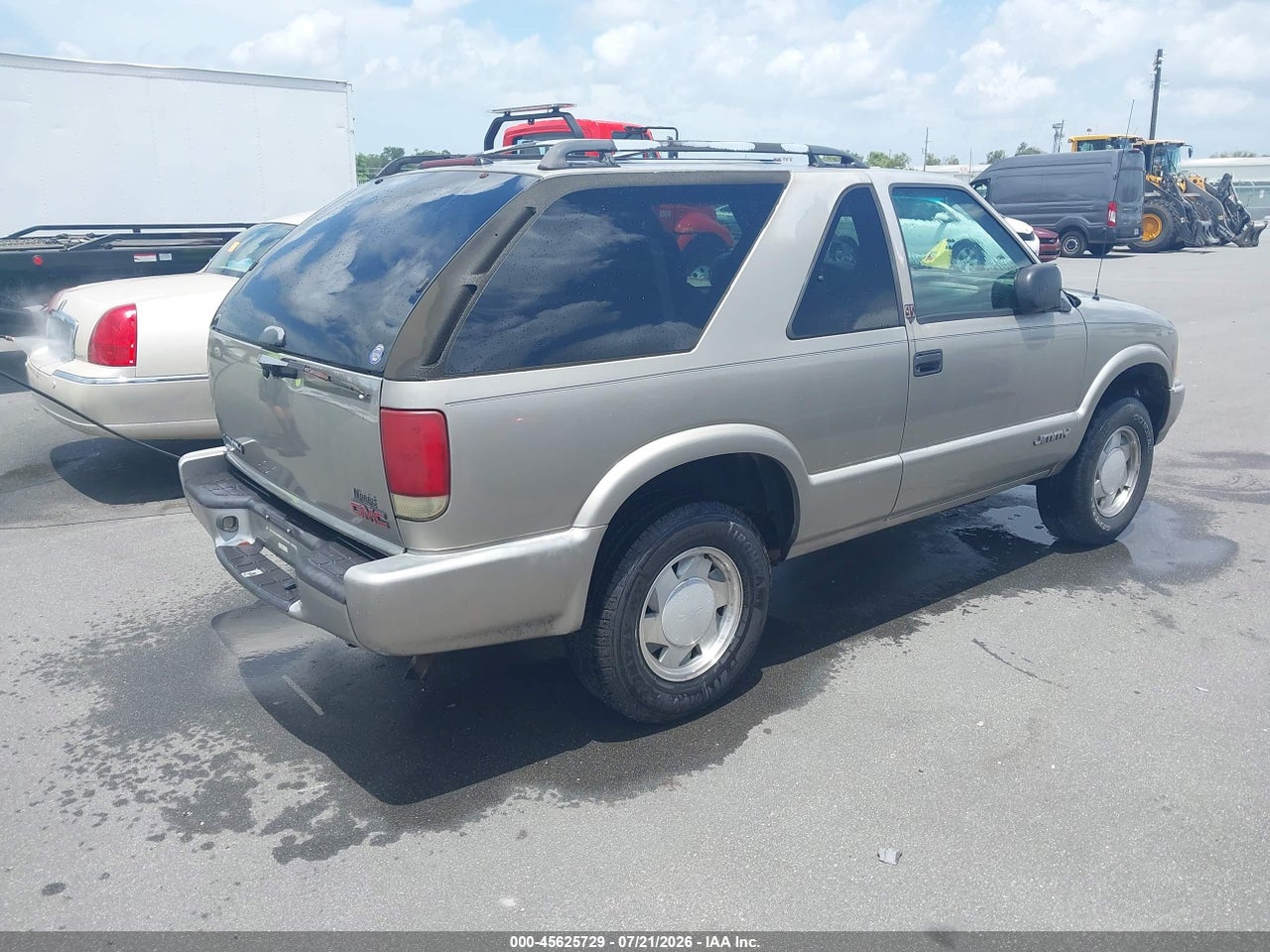 2001 GMC JIMMY SLS · 4/11