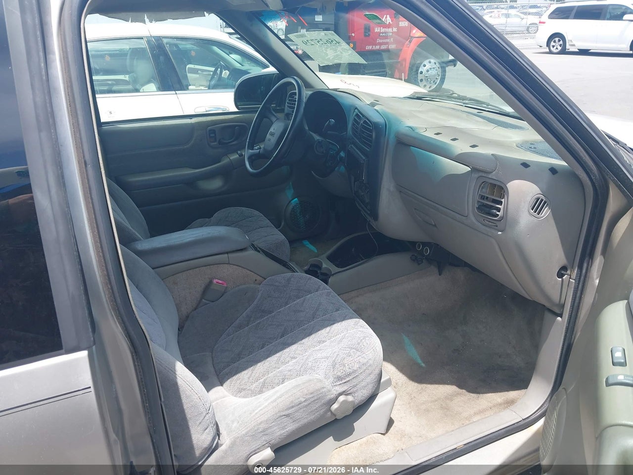 2001 GMC JIMMY SLS · 5/11