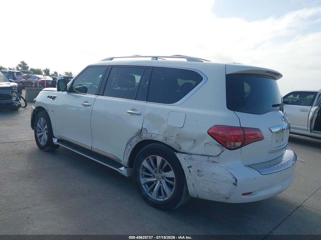 2016 INFINITI QX80 · 3/11