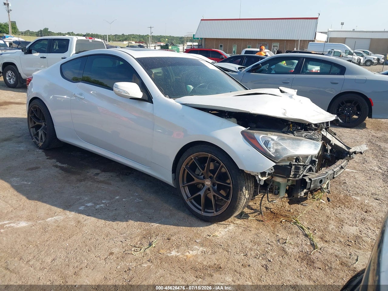 KMHHU6KJ1DU****** · 2013 HYUNDAI GENESIS 3.8 GRAND TOURING