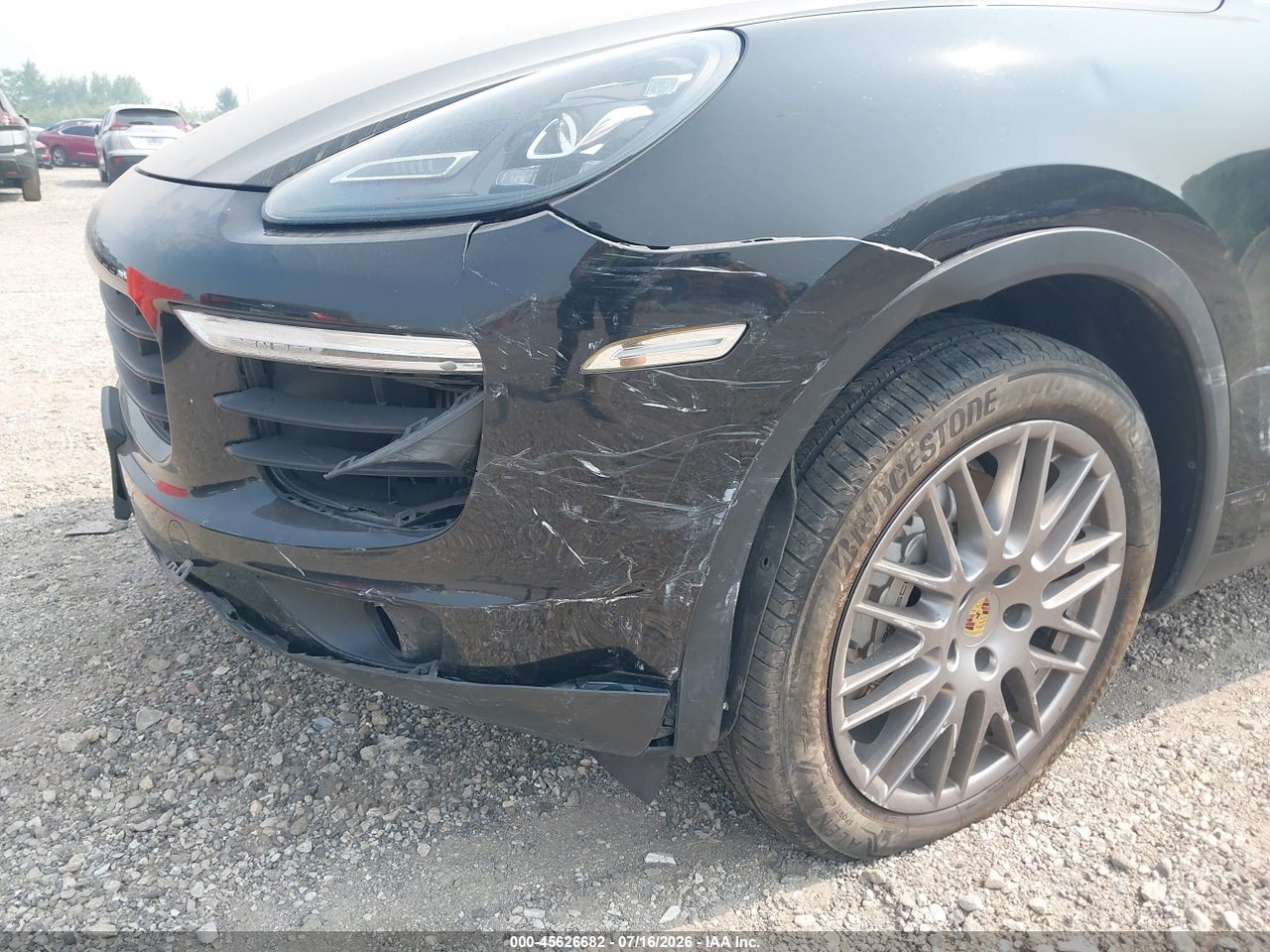 2016 PORSCHE CAYENNE S · 6/11