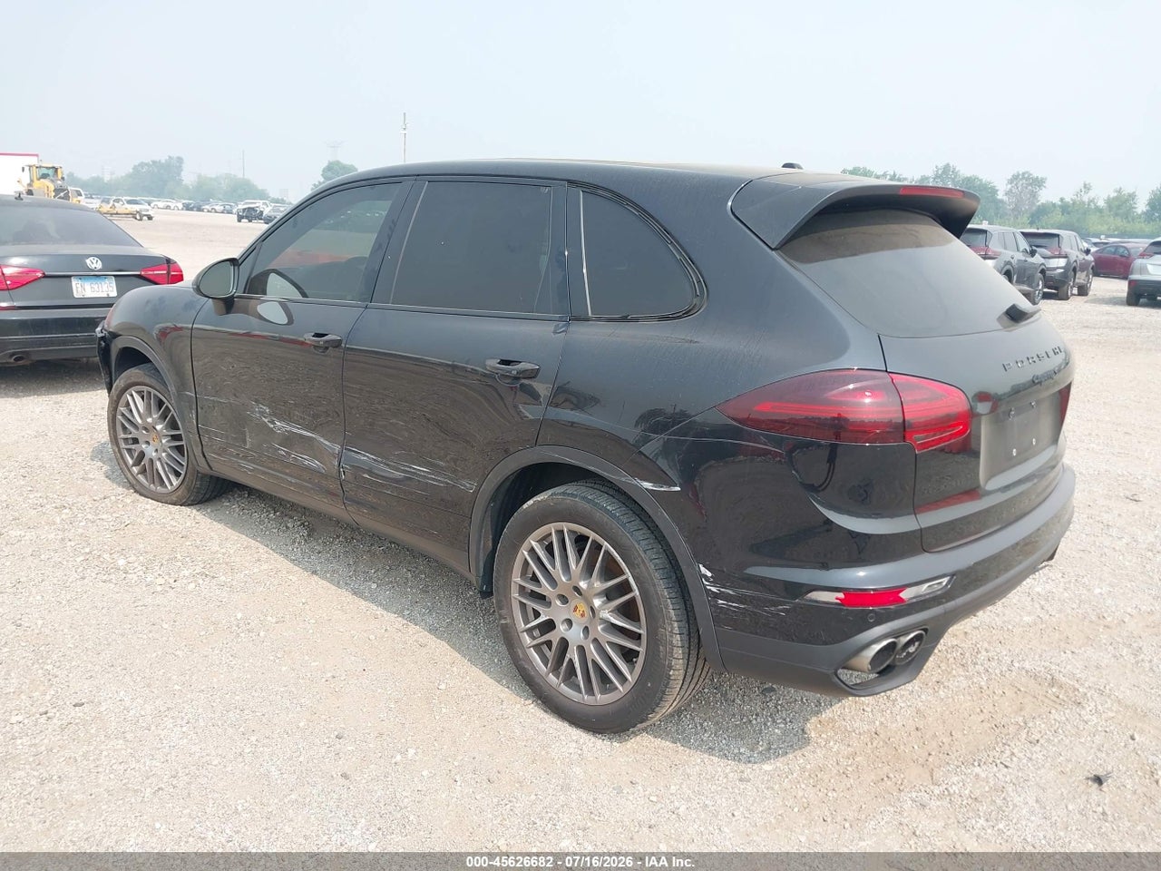 2016 PORSCHE CAYENNE S · 3/11