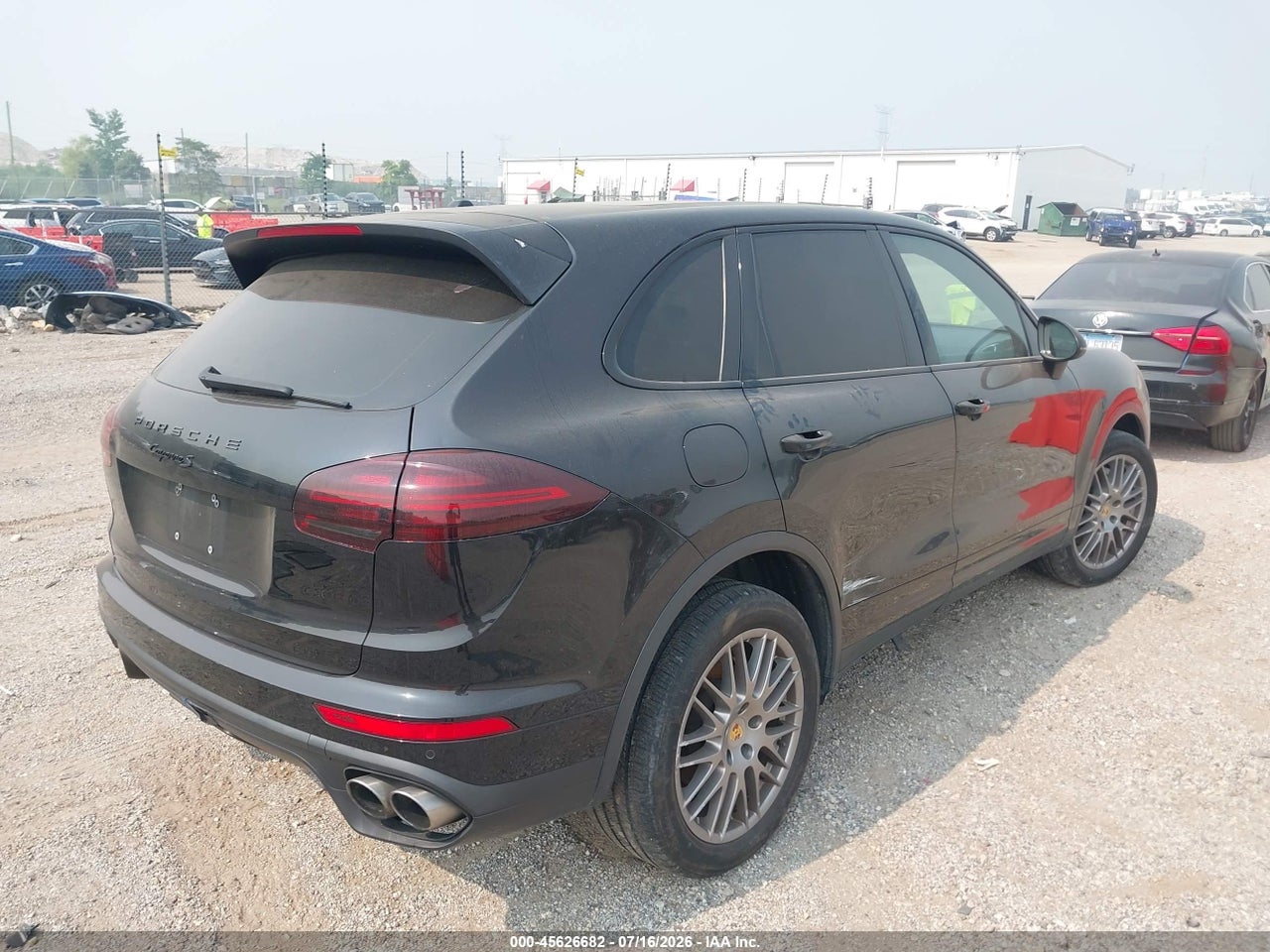 2016 PORSCHE CAYENNE S · 4/11