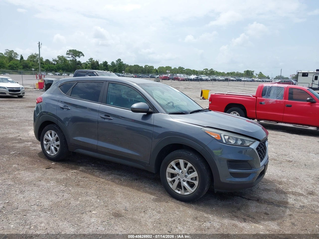 KM8J2CA4XKU****** · 2019 HYUNDAI TUCSON SE