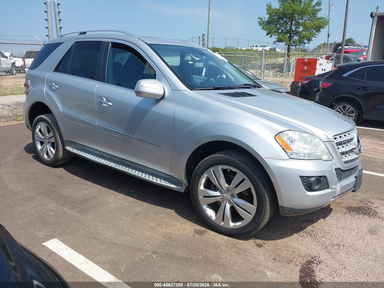 4JGBB8GB8AA****** · 2010 MERCEDES-BENZ ML 350 4MATIC
