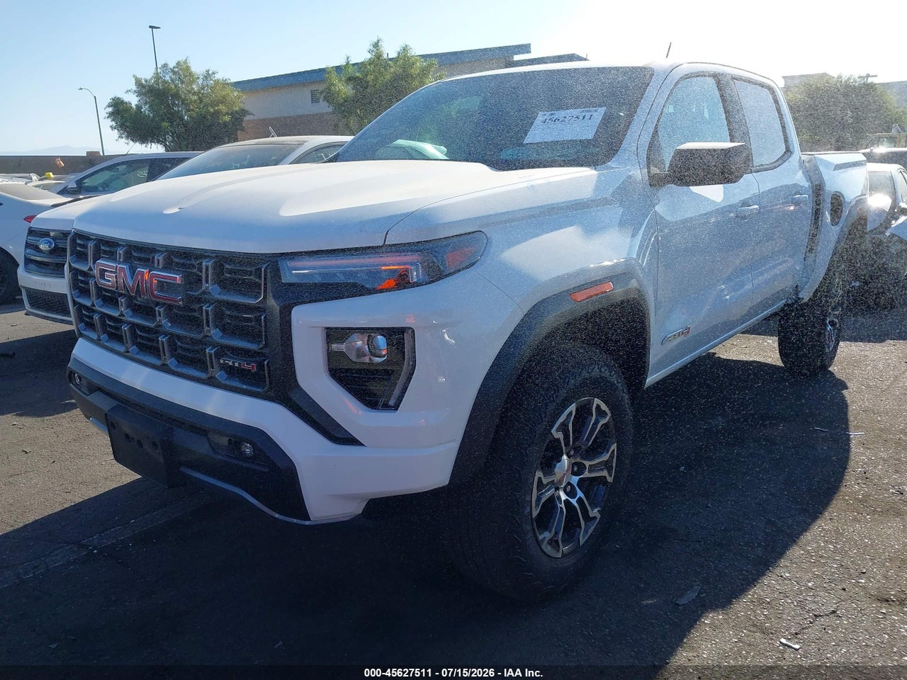 2025 GMC CANYON 4WD AT4 · 2/11