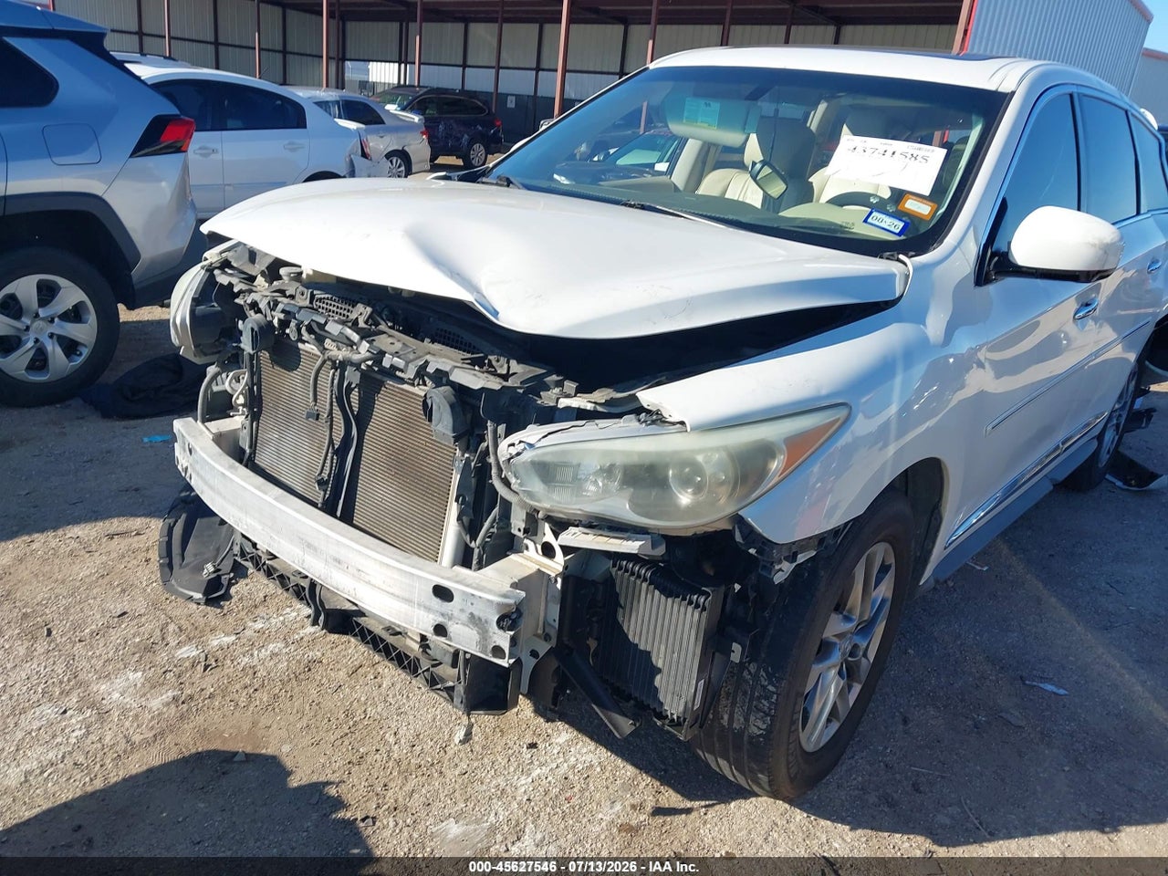 2013 INFINITI JX35 · 6/10