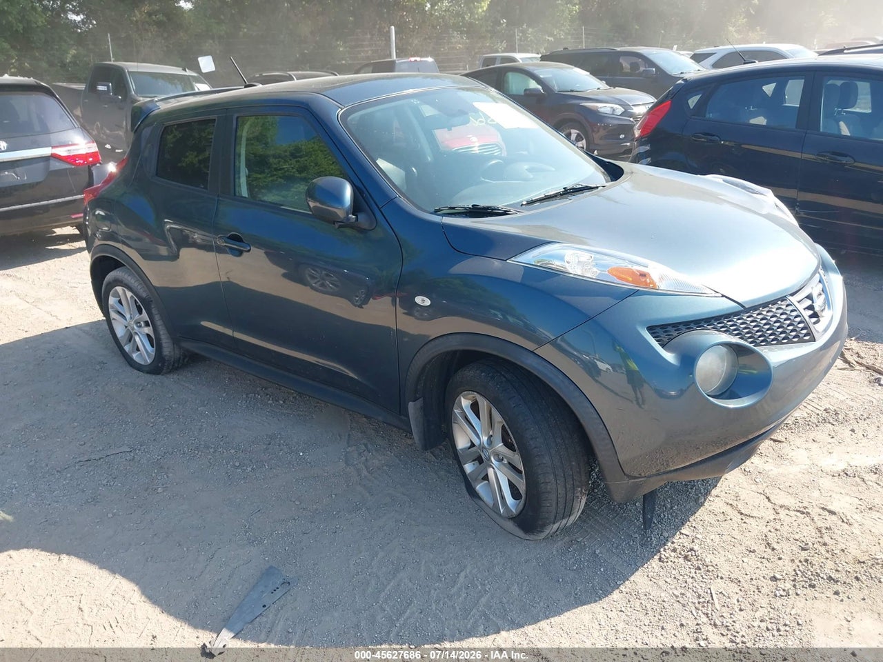 JN8AF5MV2CT****** · 2012 NISSAN JUKE SL
