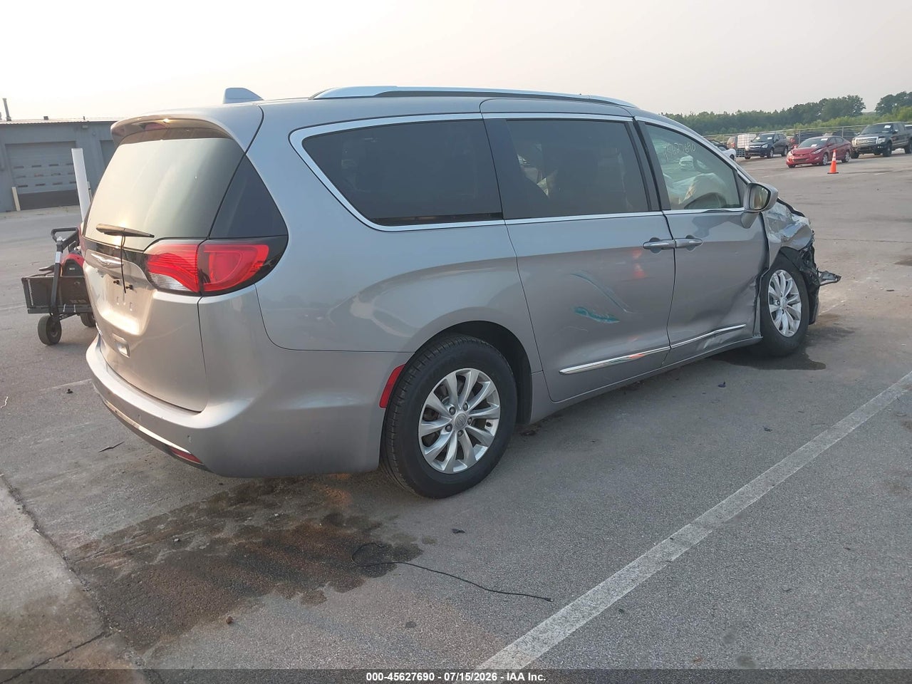 2018 CHRYSLER PACIFICA TOURING L PLUS · 4/11
