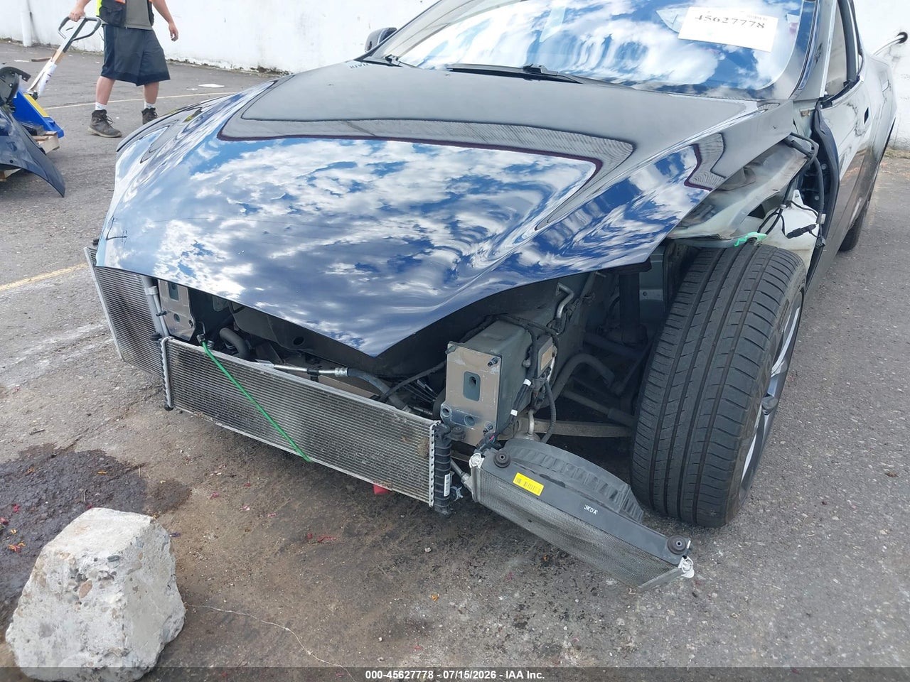 2015 TESLA MODEL S 70D/85D/P85D · 6/11
