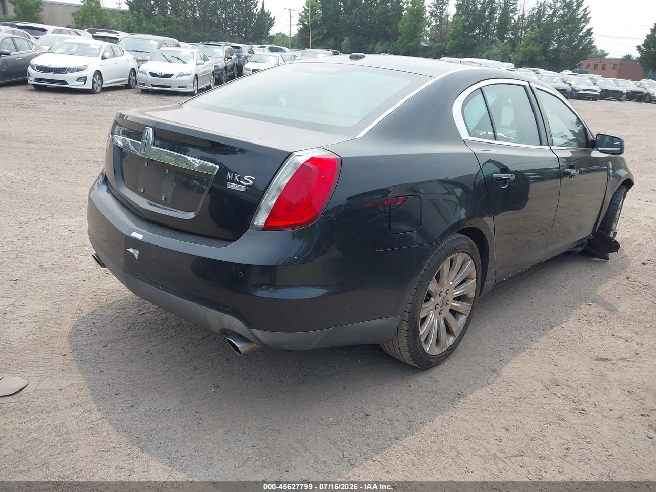 2011 LINCOLN MKS · 4/11