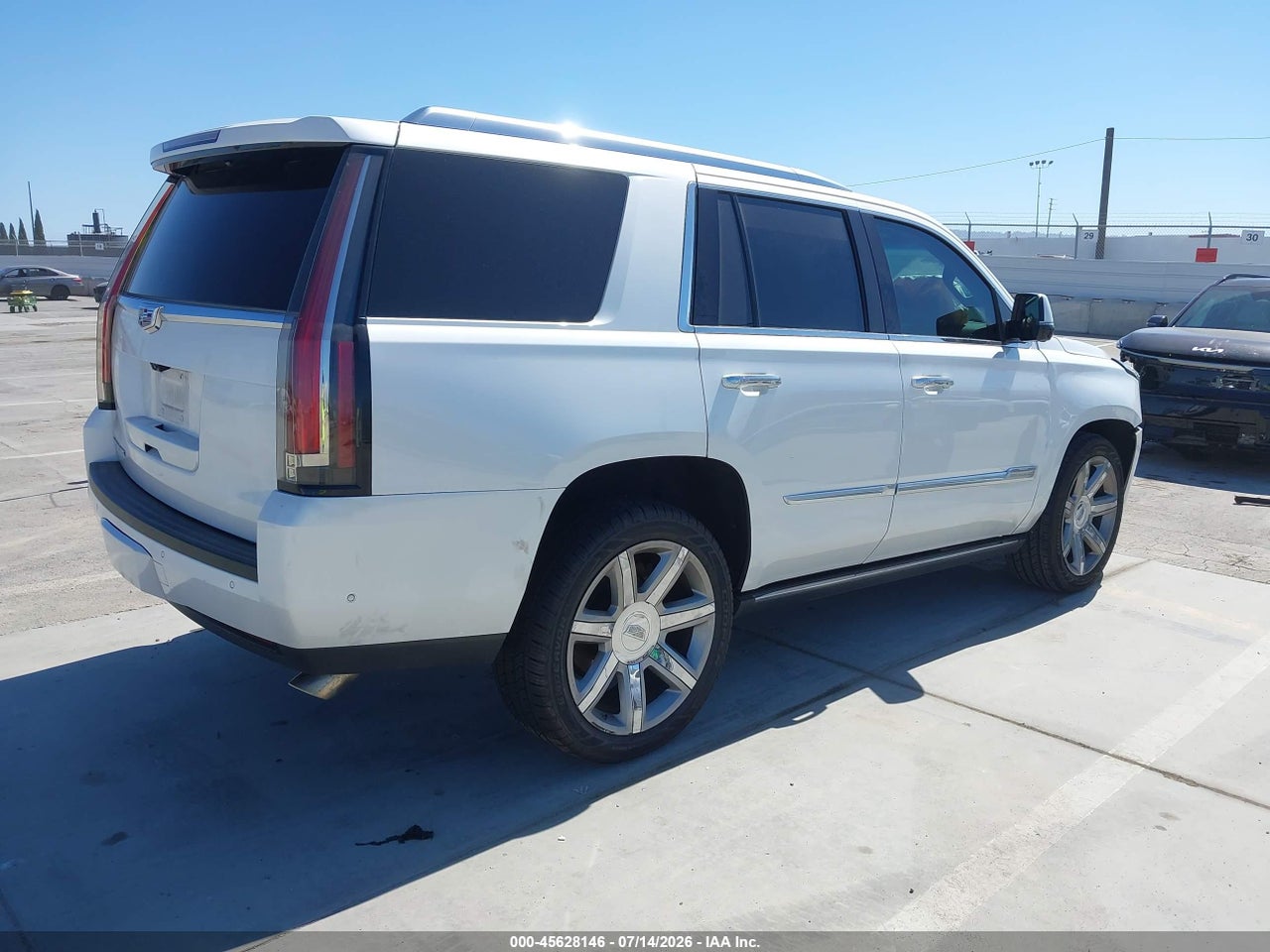 2018 CADILLAC ESCALADE PREMIUM LUXURY · 4/11