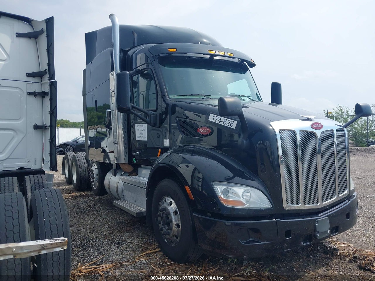 1XPBPP9X5JD****** · 2018 PETERBILT 579