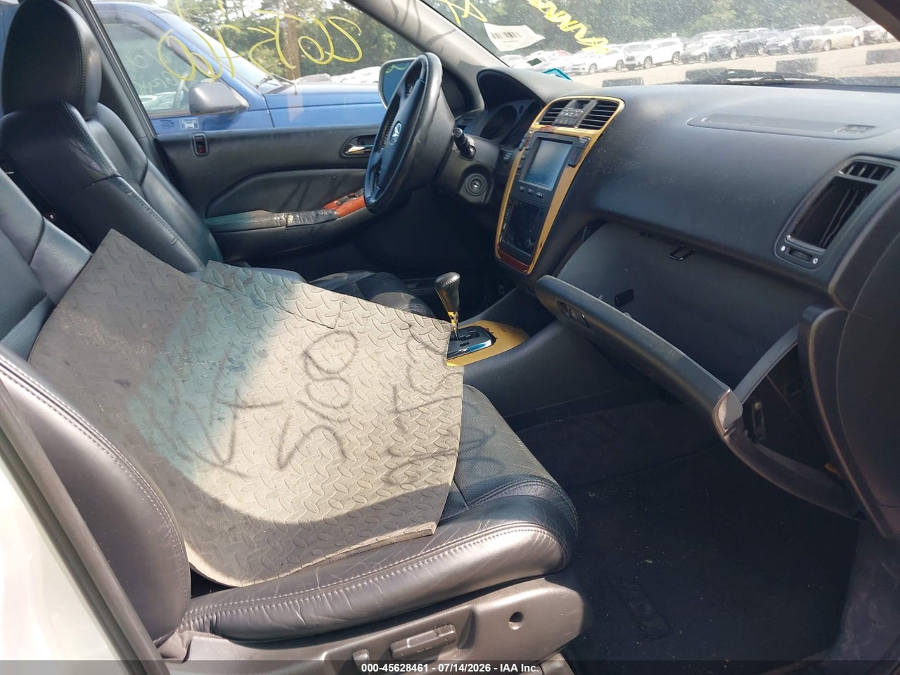 2HNYD186X3H****** · 2003 ACURA MDX   · 5/10