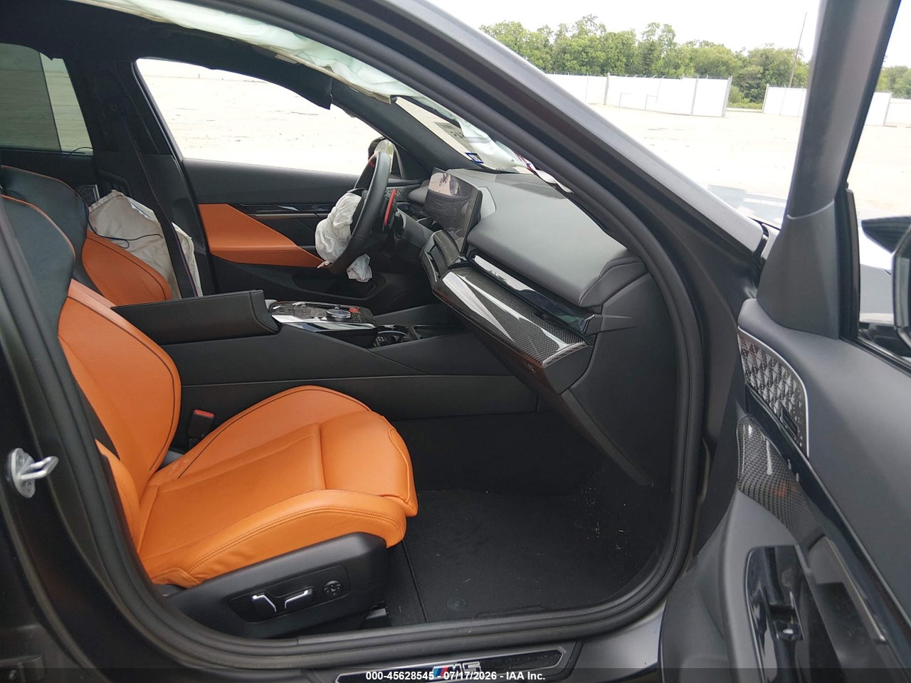 WBS83FK00TC****** · 2026 BMW M5   · 5/11