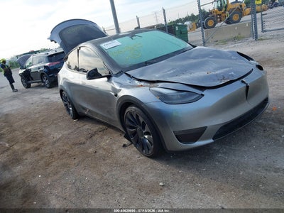 7SAYGDEF5RA****** · 2024 TESLA MODEL Y PERFORMANCE DUAL MOTOR ALL-WHEEL DRIVE