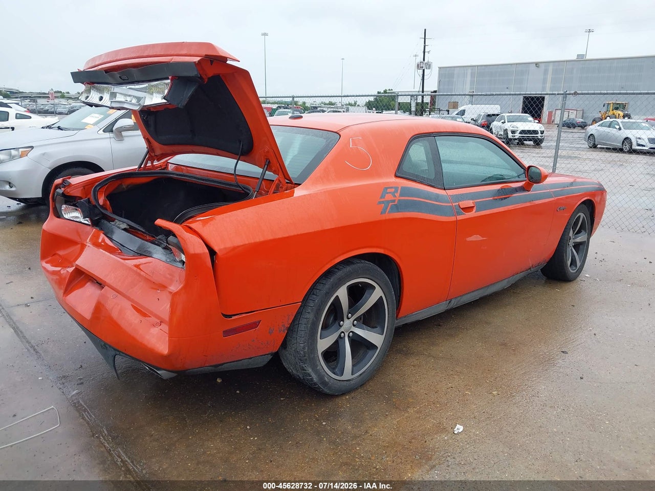 2013 DODGE CHALLENGER R/T CLASSIC · 4/11