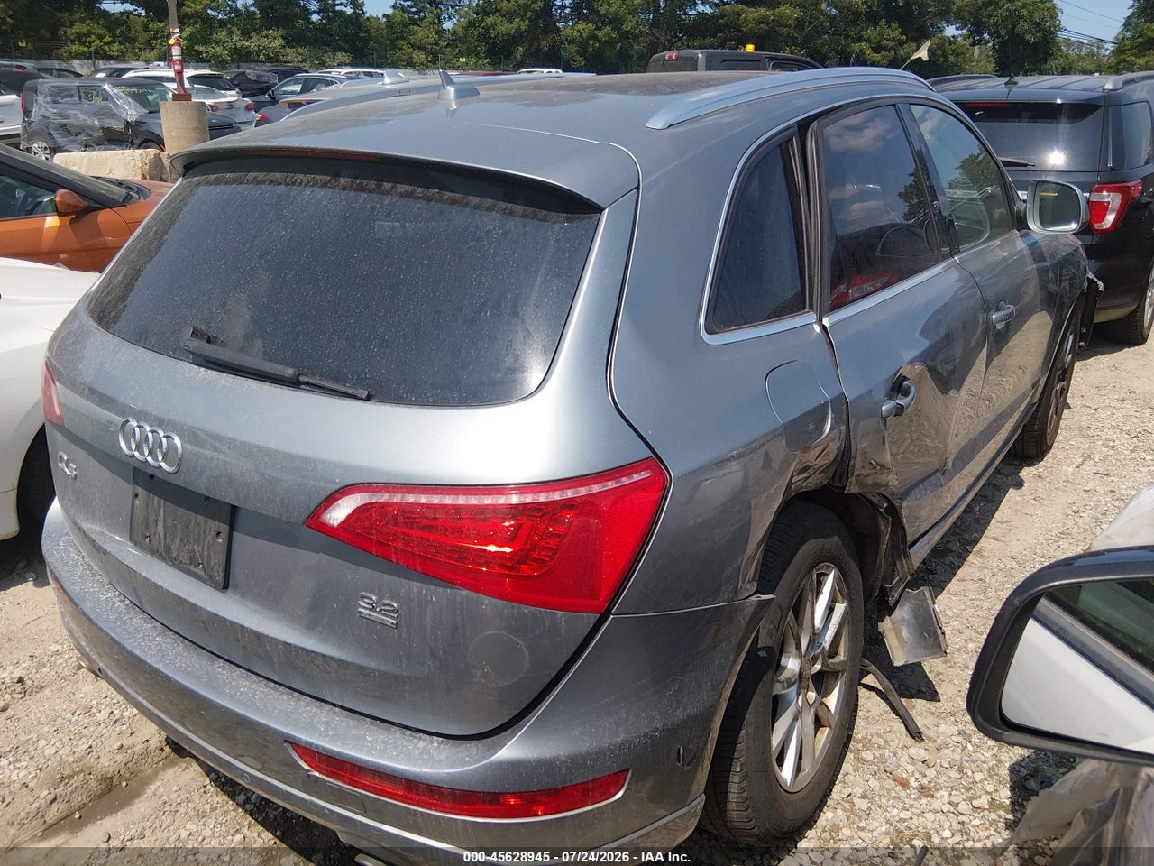 2010 AUDI Q5 3.2 PREMIUM · 4/11