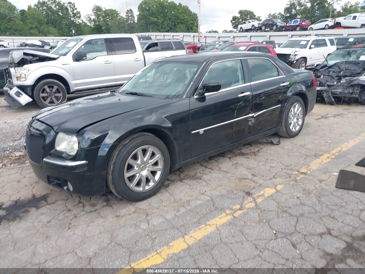 2010 CHRYSLER 300C HEMI · 2/11