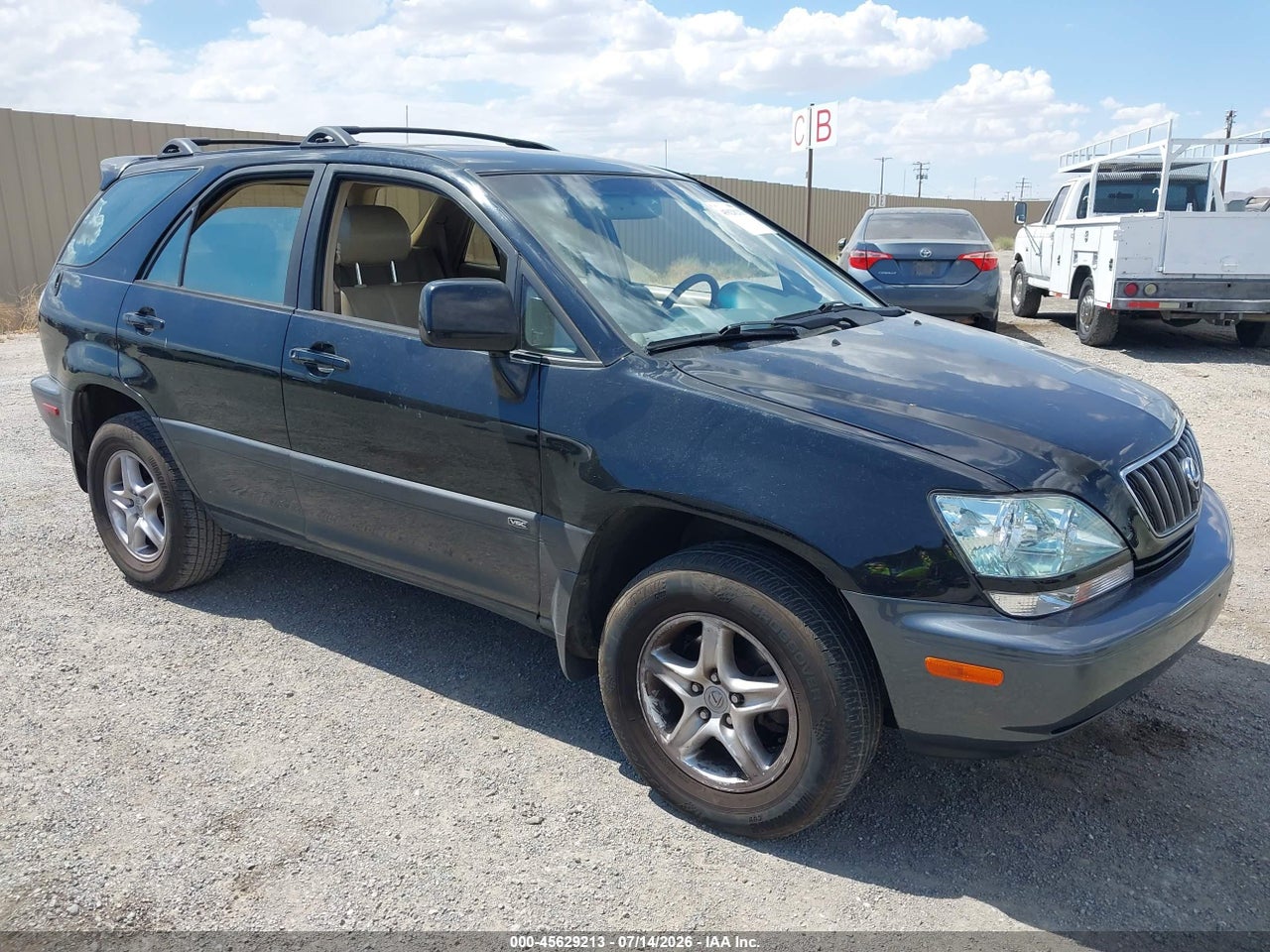 JTJGF10U610****** · 2001 LEXUS RX 300