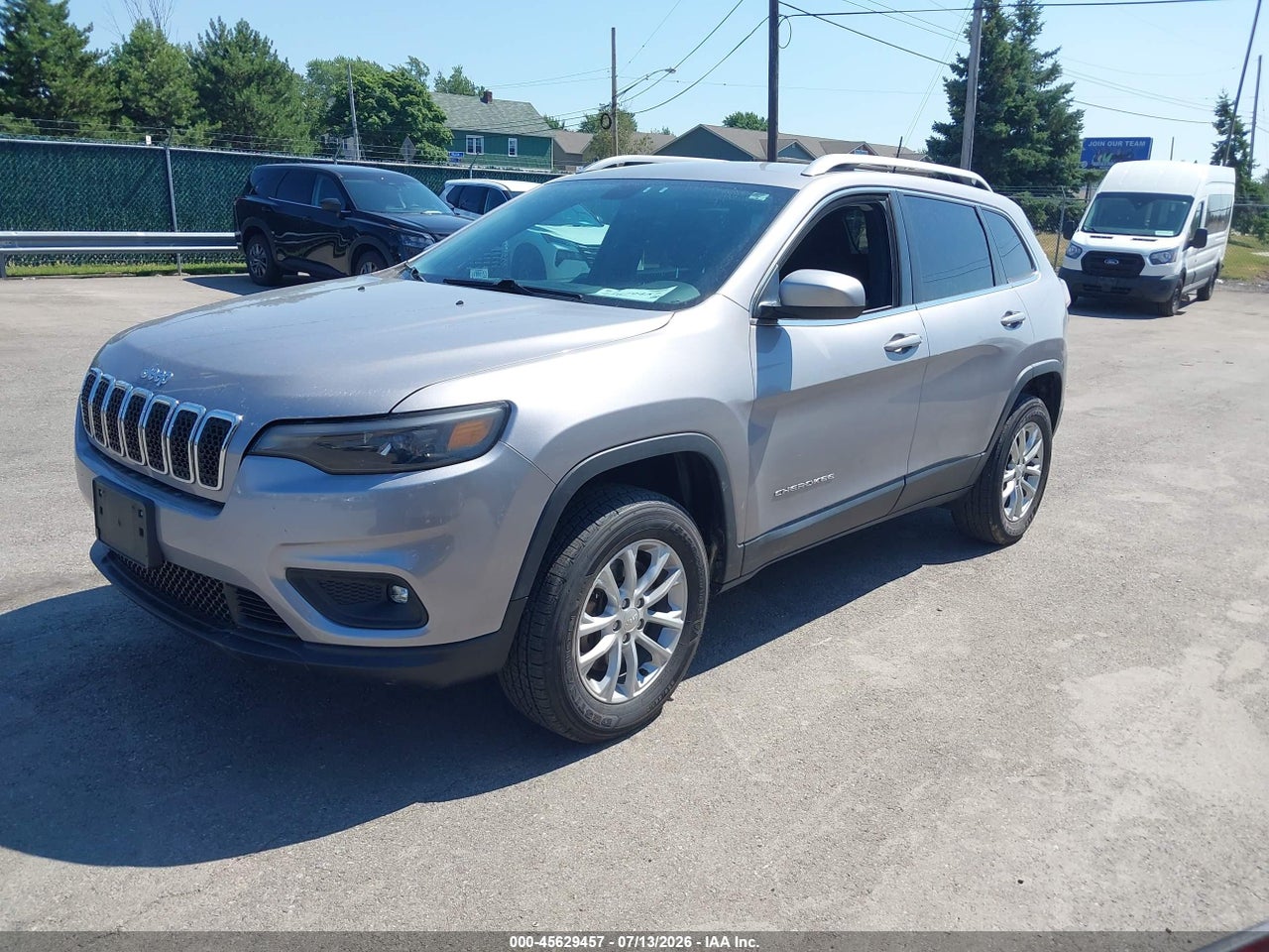 2019 JEEP CHEROKEE LATITUDE 4X4 · 2/11