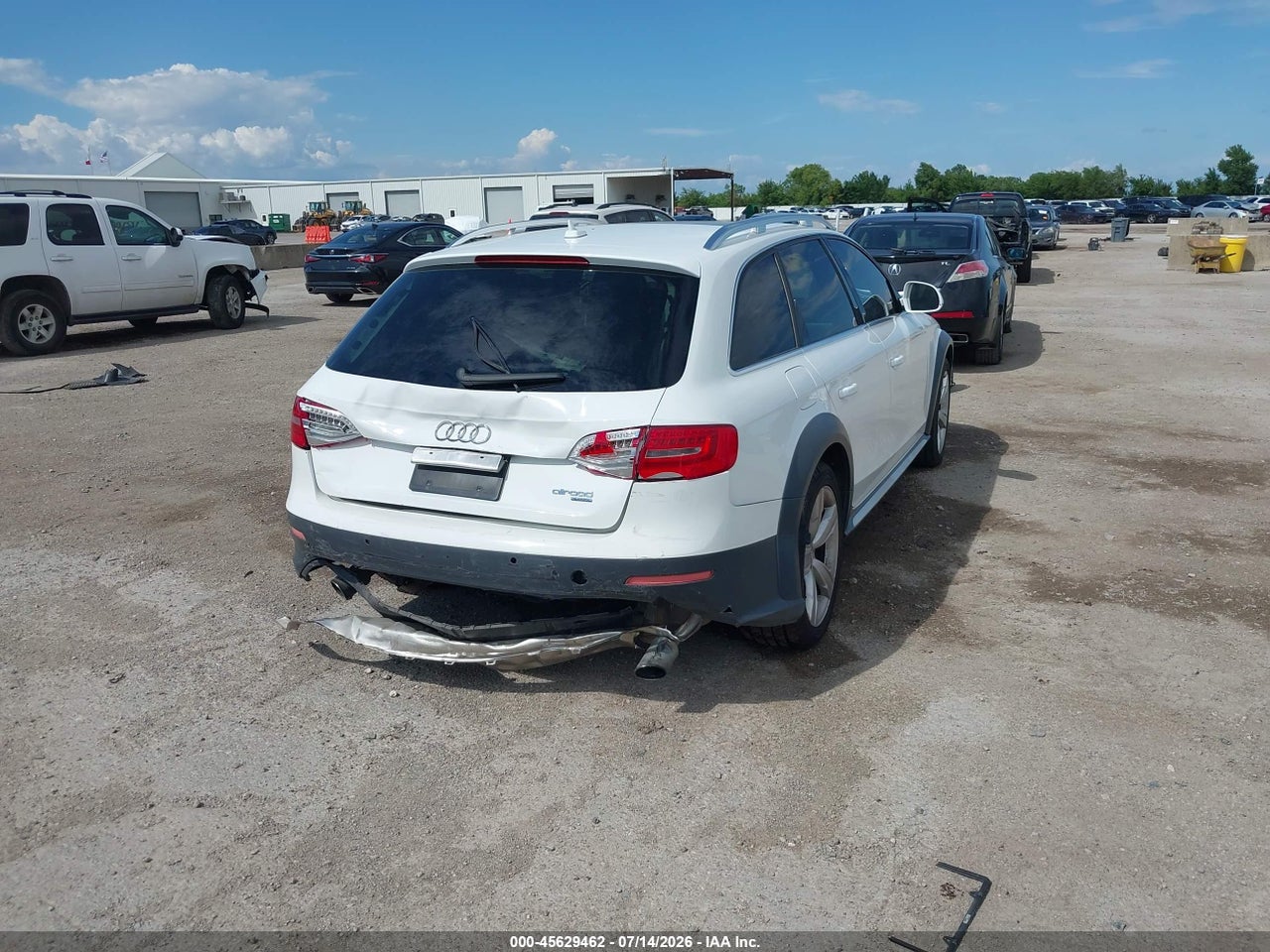 2015 AUDI ALLROAD 2.0T PREMIUM · 4/11